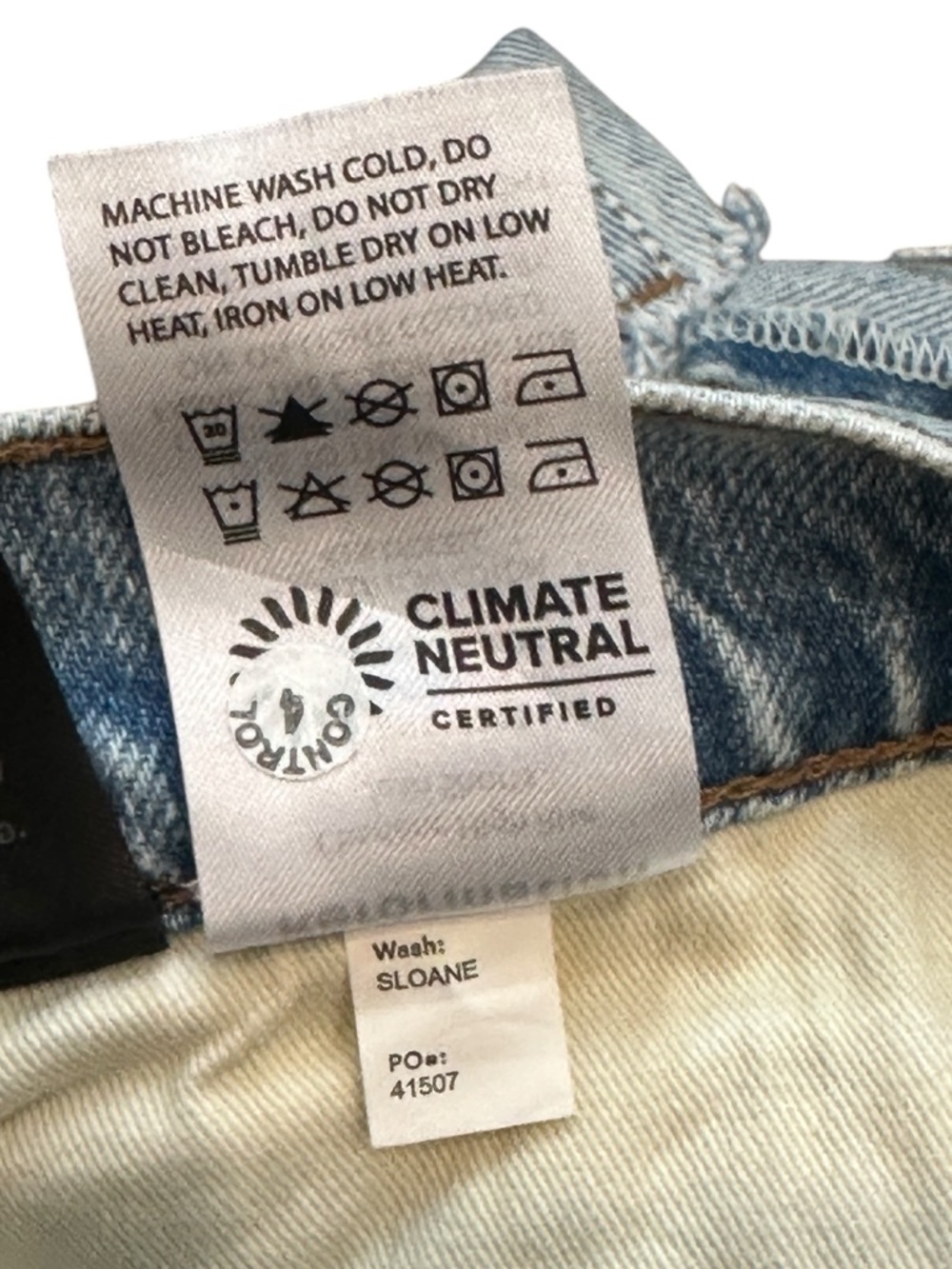 Reformation Charlene Cuffed High Rise Jean Shorts Sloane Wash Women’s 29 - Picture 6 of 6